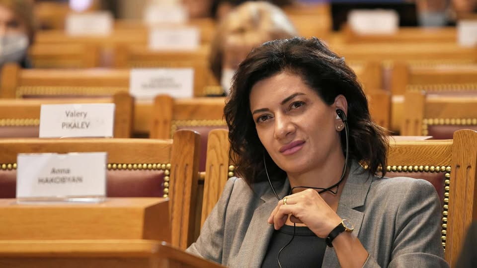 Анна Акопян, супруга премьер-министра Армении, в командировке в США