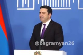 Ален Симонян объявляет об отказе от мандата депутата, Спитак