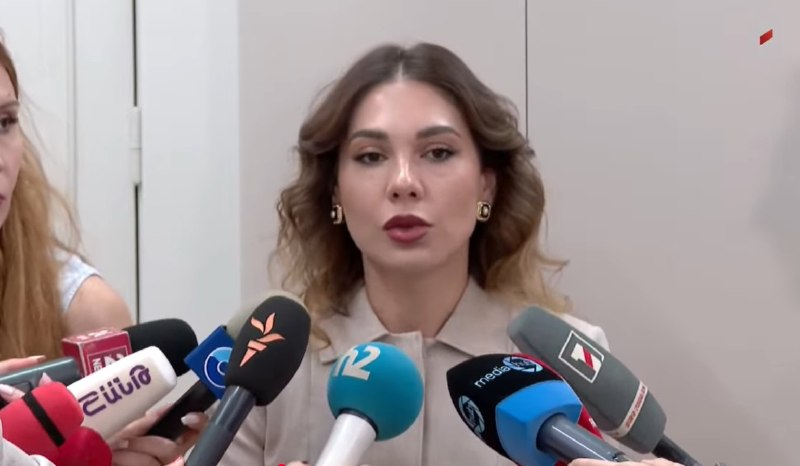Србуи Галян на брифинге для журналистов в Ереване
