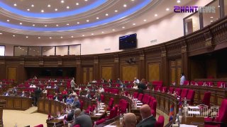 Тигран Григорян в студии телеканала Шант обсуждает выборы в Спитаке