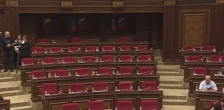 Здание Национального собрания Армении в Ереване