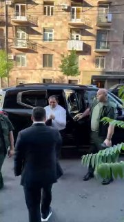 Сурен Папикян на встрече с молодежью в Спитаке