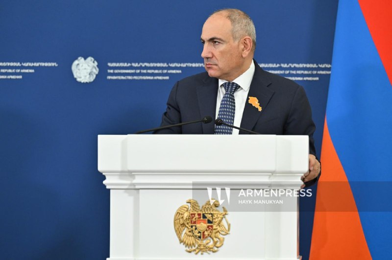 Никол Пашинян и Урсула фон дер Ляйен на пресс-конференции в правительстве Армении, Ереван