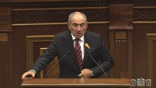 Никол Пашинян на пресс-конференции