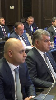 Никол Пашинян во время визита в Спитак, Лори