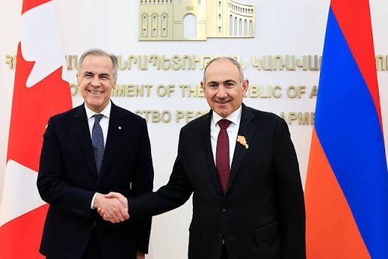 Никол Пашинян и Марк Карни на саммите в Ереване, Армения
